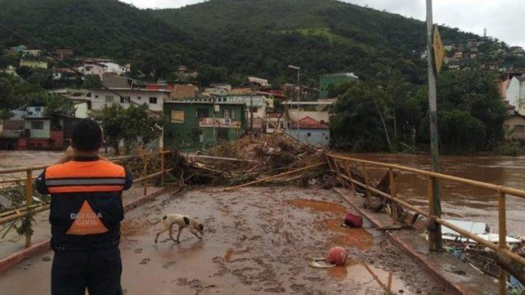 Belo Horizonte deve ser atingida por fortes chuvas, diz Defesa Civil Belo Horizonte deve ser atingida por fortes chuvas, diz Defesa Civil
