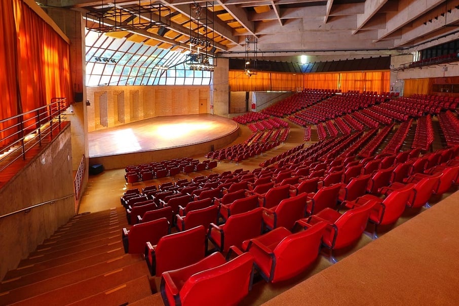 No Auditório Cláudio Santoro, em Campos do Jordão, acontece o tradicional Festival de Inverno da cidade.. Foto: Auditório Cláudio Santoro/Divulgação