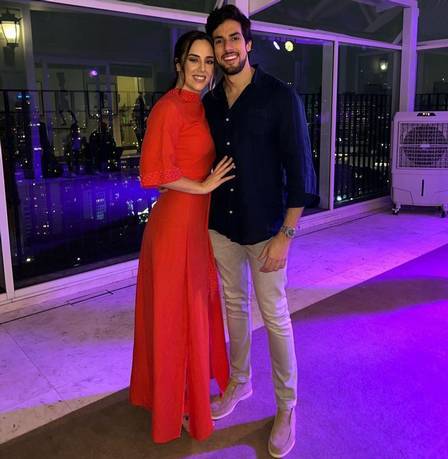 Faustão é visto com ex-mulher e atual na festa da filha. Foto: Reprodução