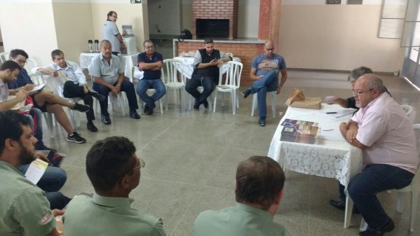 Reunião de sindicalistas discute protesto contra reformas em Marília – Chico Santos/Divulgação