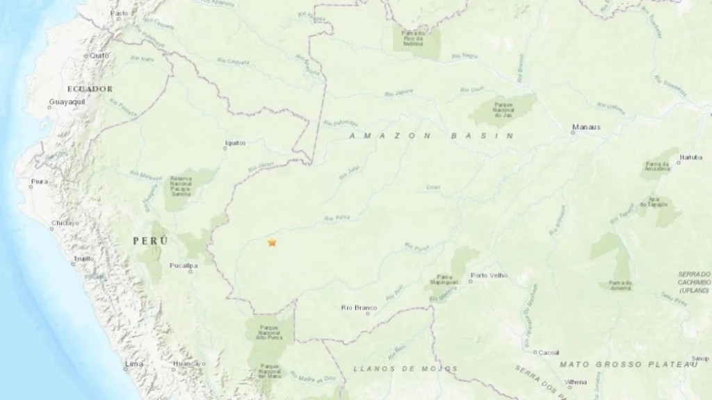 Serviço Geológico dos Estados Unidos Estrela no mapa mostra local onde ocorreu o tremor de 6,6 graus na Amazônia