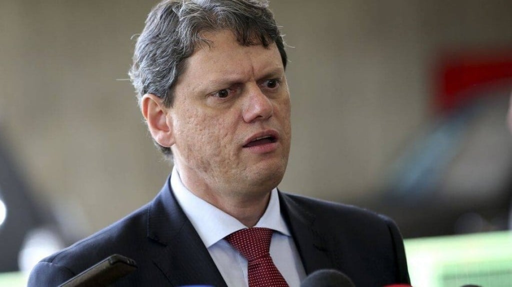 SP: TarcÃsio autoriza transferência de veÃculos com IPVA a vencer SP: TarcÃsio autoriza transferência de veÃculos com IPVA a vencer
