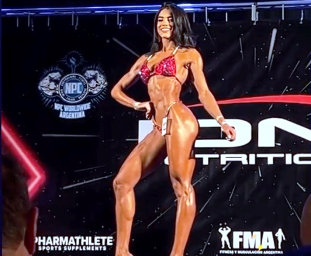 Bodybuilder Mariana Ferreira, de Marília, vence outra na Argentina e foca no Olympia