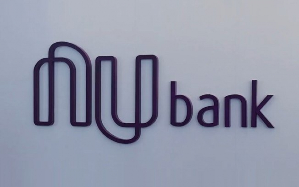 De novo? Nubank sobe forte na manhã e despenca durante a tarde