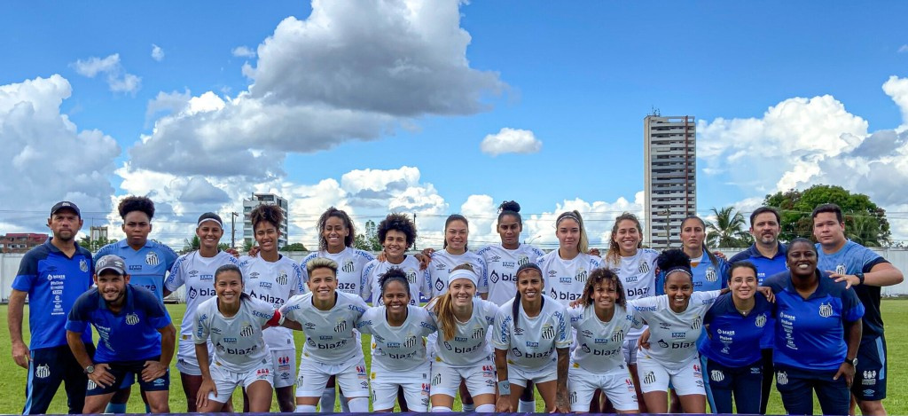 Santos vence última partida por WO no Brasileirão Feminino e pega o Flamengo