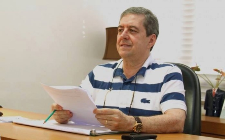 Em votação simbólica, TSE rejeita cassação de Camarinha