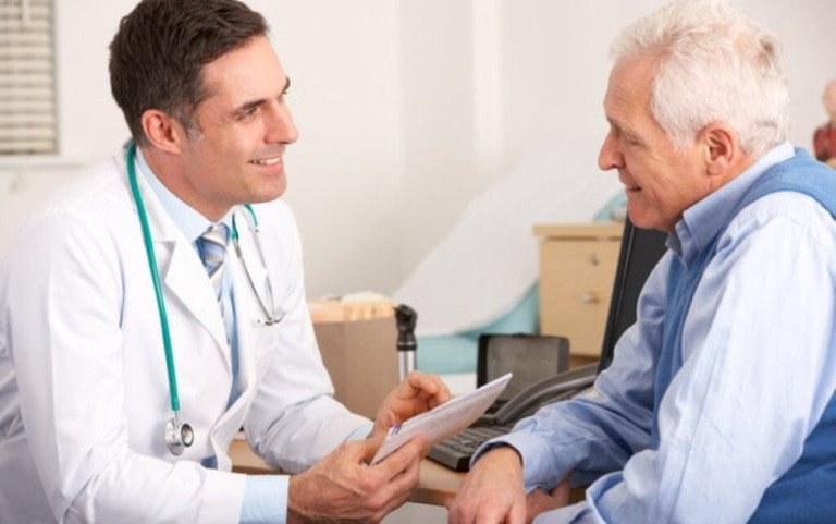 Alzheimer precoce: conheça as causas, os sintomas e os tratamentos