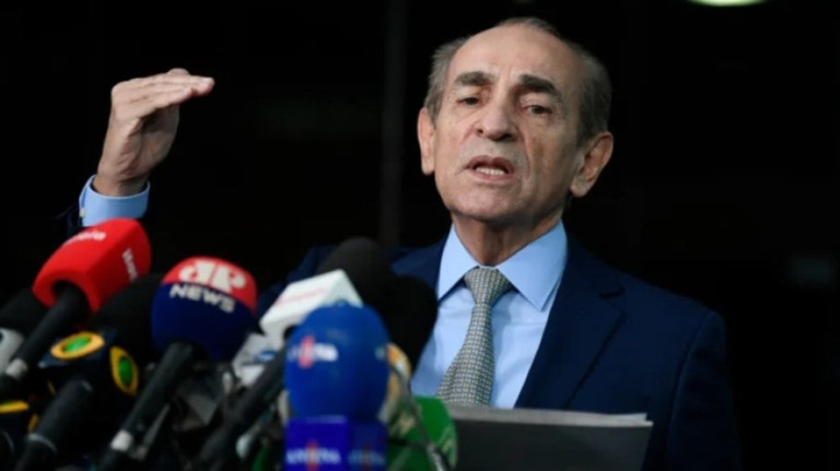 PEC de Transição deve ser entregue hoje, diz relator o Orçamento