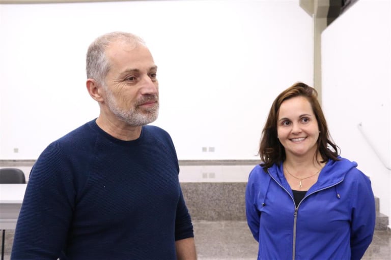O docente da Universidade Estadual de Londrina, Prof. Dr. Helcio Gonçalves, e a coordenadora do curso de Educação Física da Unimar, Júlia Durigan.