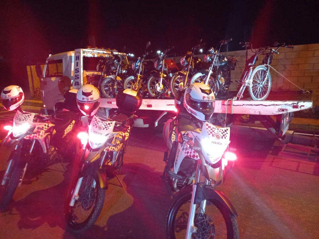 Operação de Trânsito flagra irregularidades em motos e carros em Marília