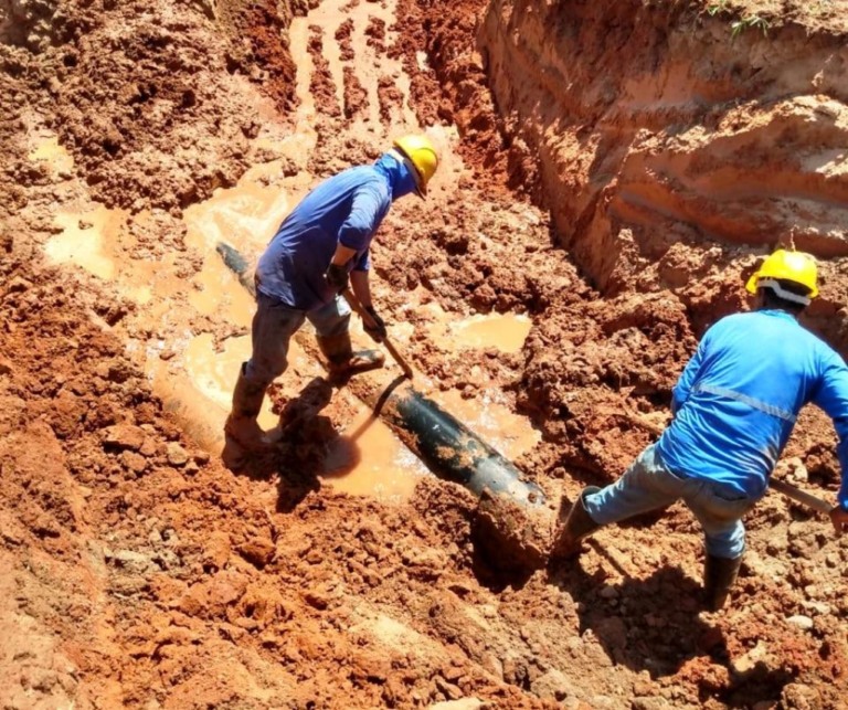 Daem acusa quebra de adutora; pode faltar água na zona leste