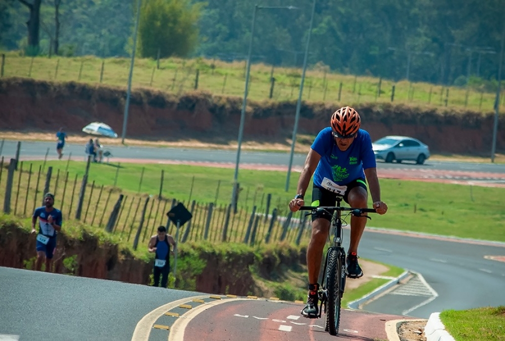 Triathlon do Yara Clube encerra inédito Circuito Boot Camp HP 2019