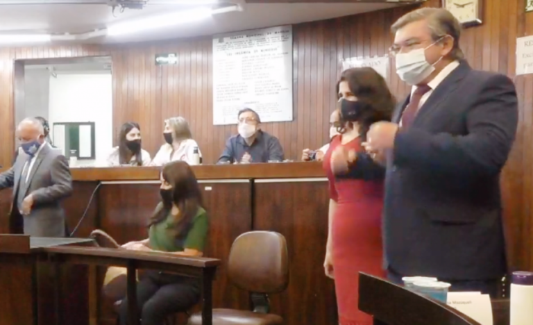 Daniel toma posse e Câmara elege presidente; eleito com indicação de Covid assume online