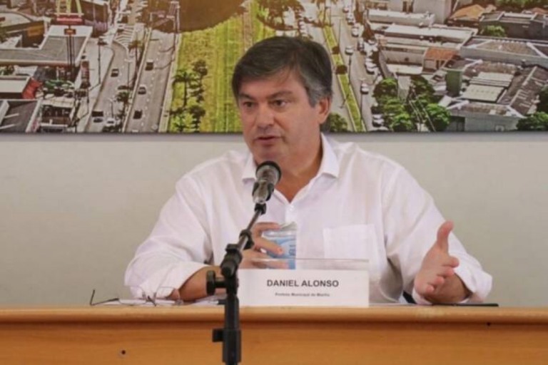 Procuradoria e Tribunal arquivam denúncia contra Daniel por licitação