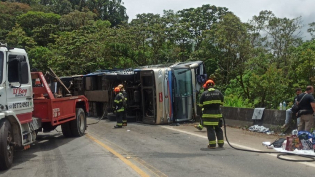 Veja o que se sabe sobre o acidente com ônibus em São Paulo até agora Veja o que se sabe sobre o acidente com ônibus em São Paulo até agora