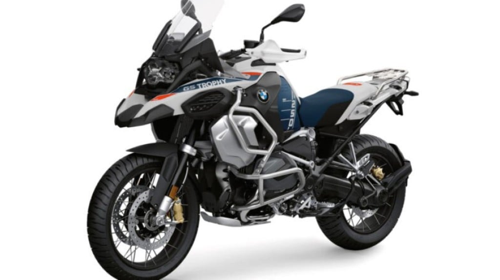 BMW introduz novas cores para a linha 2023 de suas motos