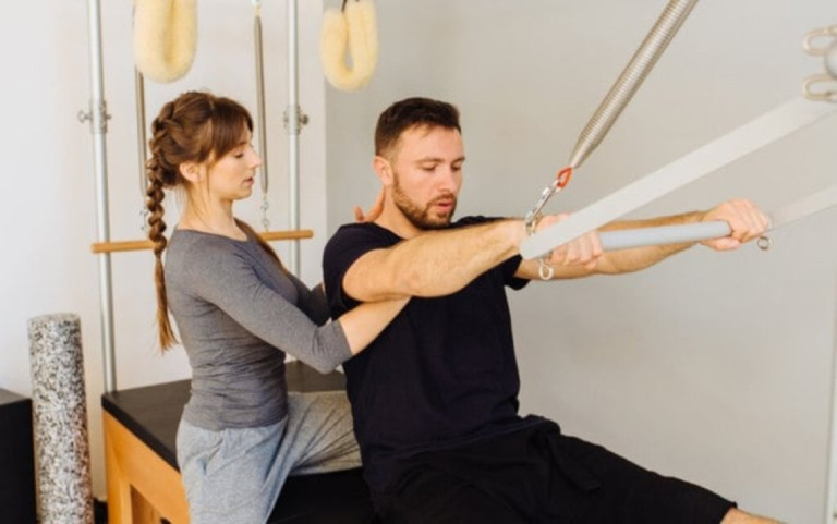 Conheça os benefícios do pilates para os homens