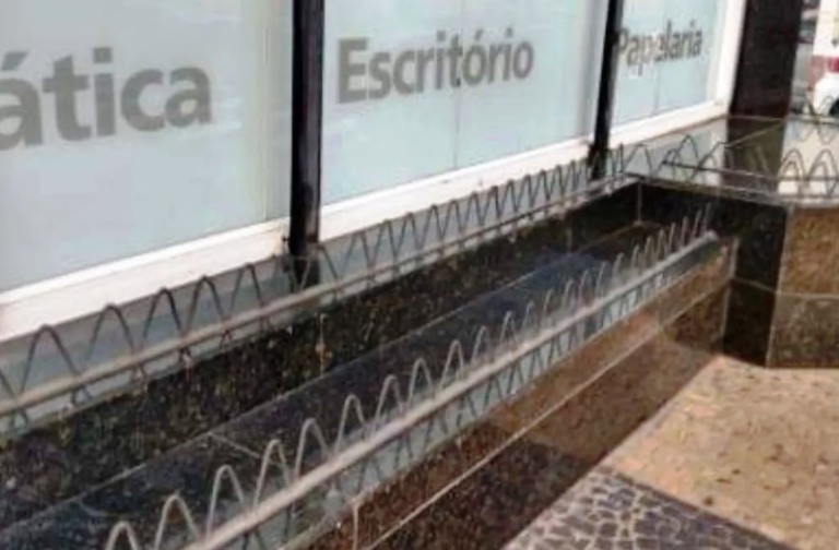 Arquitetura Hostil – Observatório com padre Júlio critica prédio em Marília