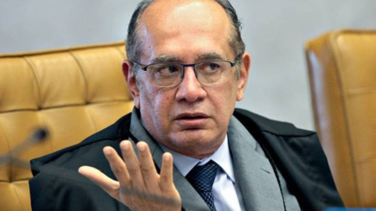 Ministro do STF vê responsabilidade de Bolsonaro nos atos em Brasília