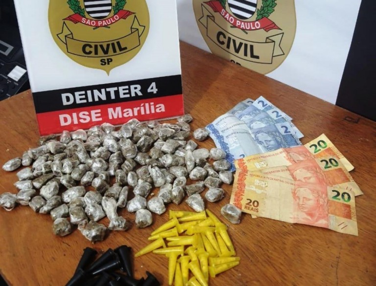 Adolescente é apreendido com porções de crack, maconha e cocaína