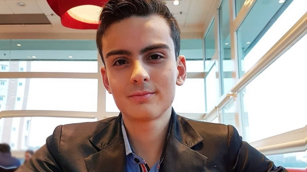Dudu Camargo é acusado de assediar menino de 13 anos; veja mensagens Dudu Camargo é acusado de assediar menino de 13 anos; veja mensagens