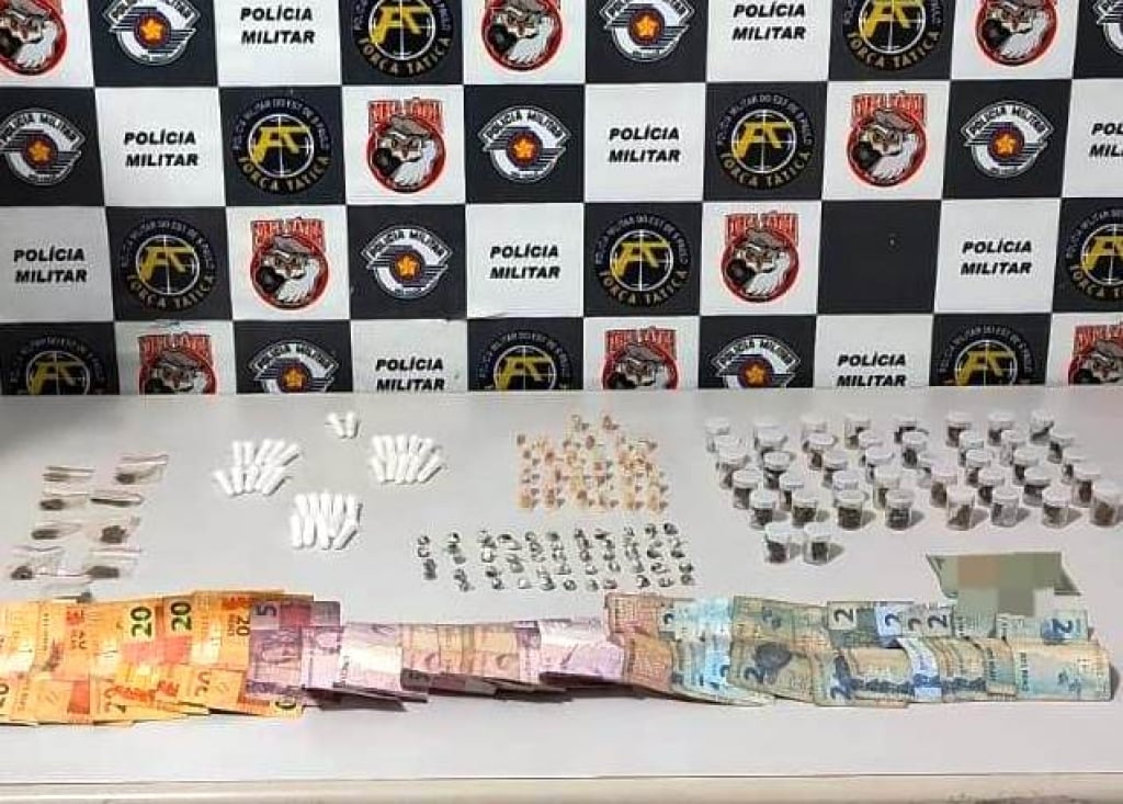 PM faz prisões e apreensões de drogas em Marília e Garça no final de semana