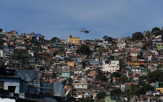 Quase 2/3 da favelas estão a menos de dois quilômetros de hospitais, diz IBGE