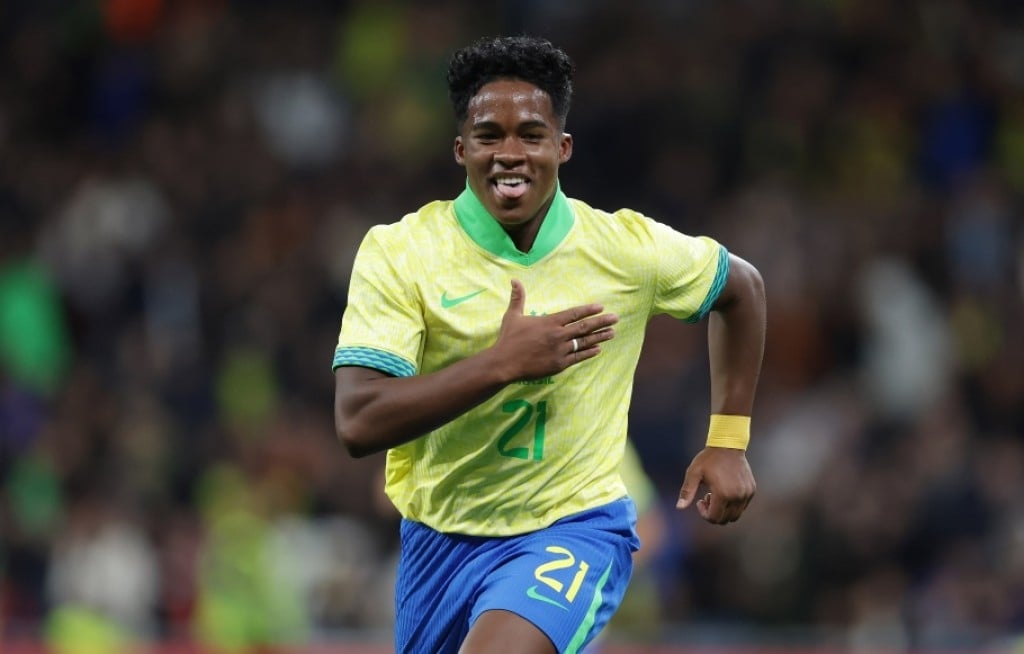 Vinicius Jr., Rodrygo, Lamine e Nico no Estádio Santiago