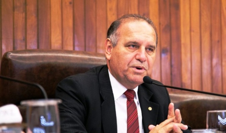Projeto dá 72% de reajuste a procuradores da prefeitura; Câmara critica