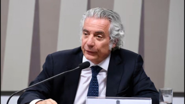 Adriano Pires foi pivô de decreto que trava sucessão na Petrobras