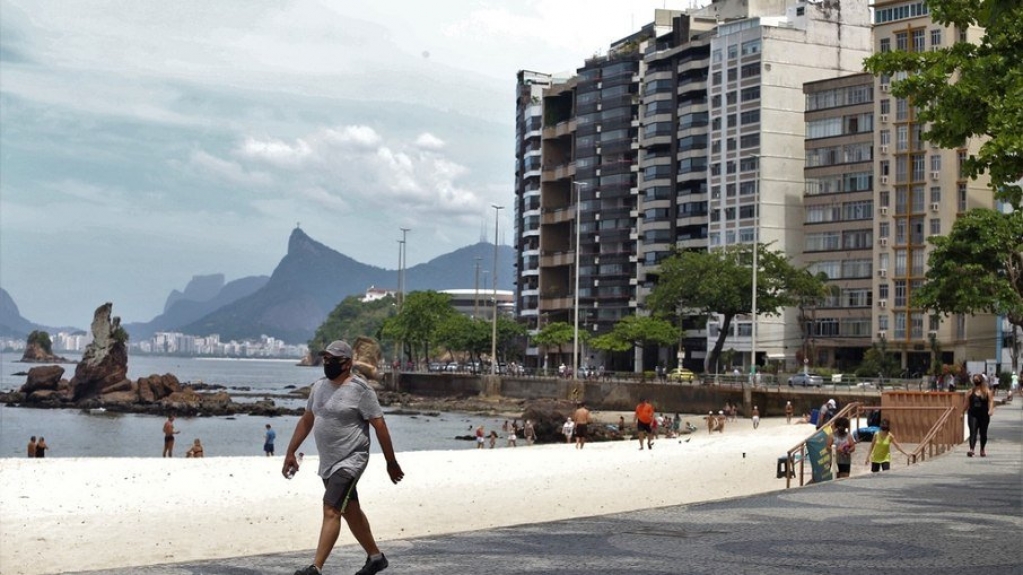 Niterói flexibiliza uso de máscara para exercícios externos a partir de segunda