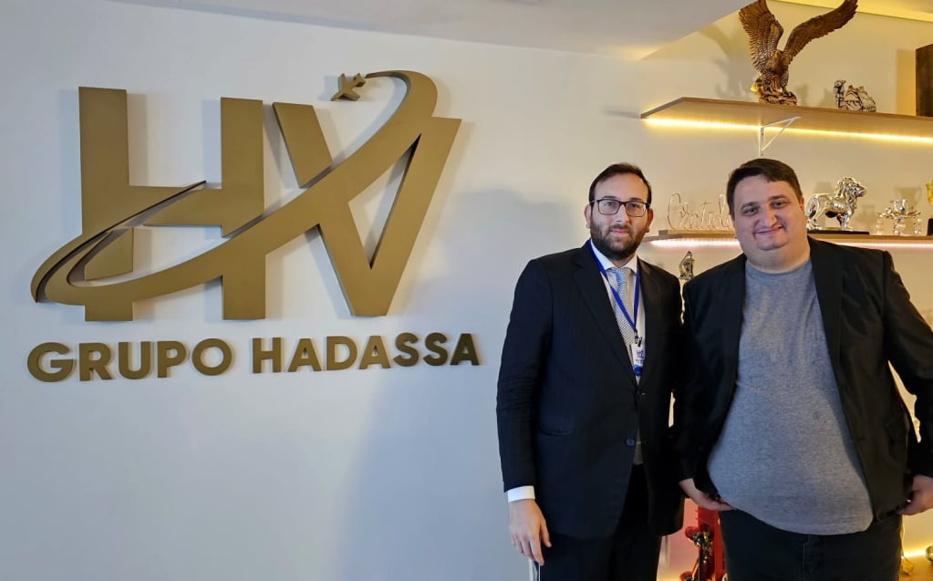 Rabino Sany Sonnenreich, do Instituto Rav Sany, com Garcia, CEO do Grupo Hadassa