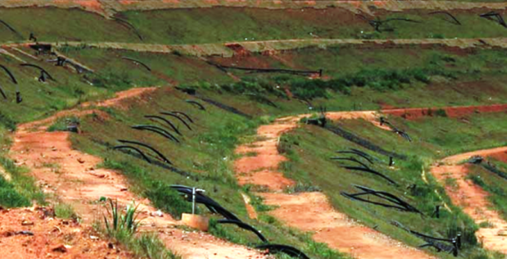 Área de um dos aterros gerenciados pela Estre