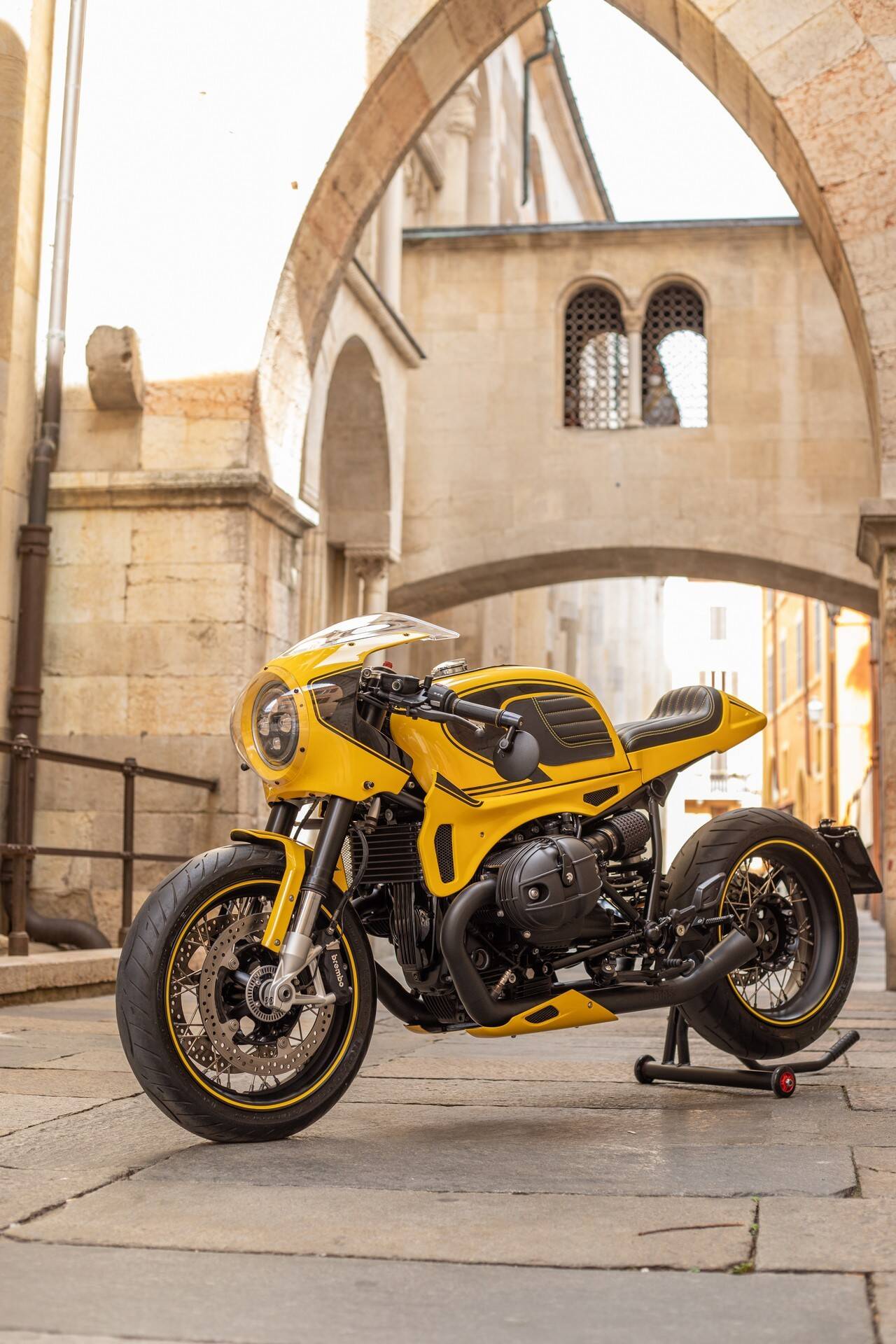 BMW R nineT Racer Bullet ‘Transformer Bumblebee’ . Foto: Divulgação