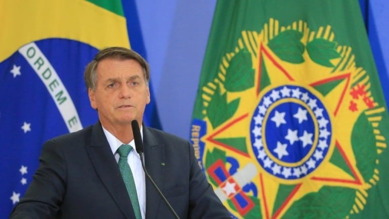 Bolsonaro diz que busca espaço no Orçamento para ampliar vale-gás