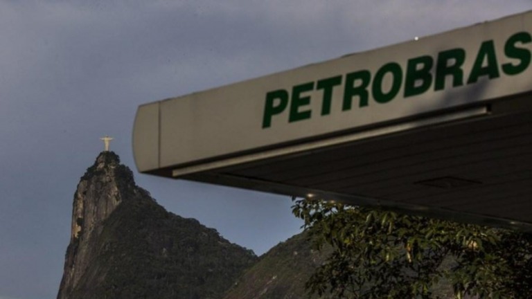 Ação da Petrobras sobe mesmo com possibilidade de mudança na política