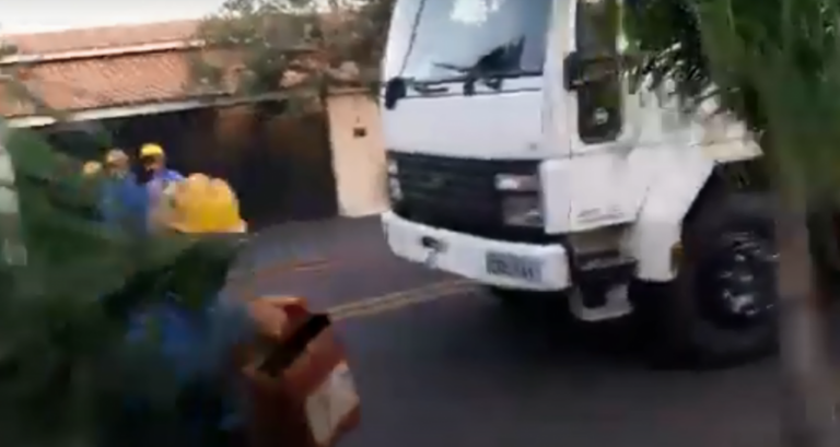 Engenheiro filma obra e acusa agressões em Marília; empresa responde. Veja vídeo