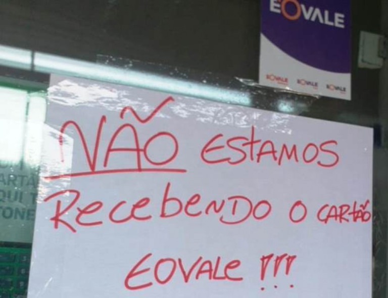 Prefeitura vai à Justiça contra empresa do vale-alimentação de servidores