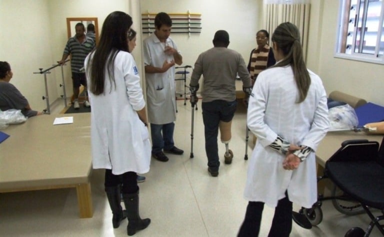 Trânsito - Motos têm 59% das vítimas em centro de recuperação