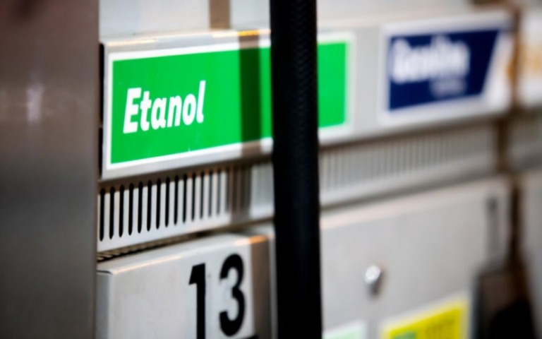 Campanha incentiva motoristas de Marília a usar etanol em veículos