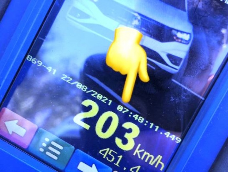 Polícia flagra motorista a 203km/h na rodovia do Contorno em Marília