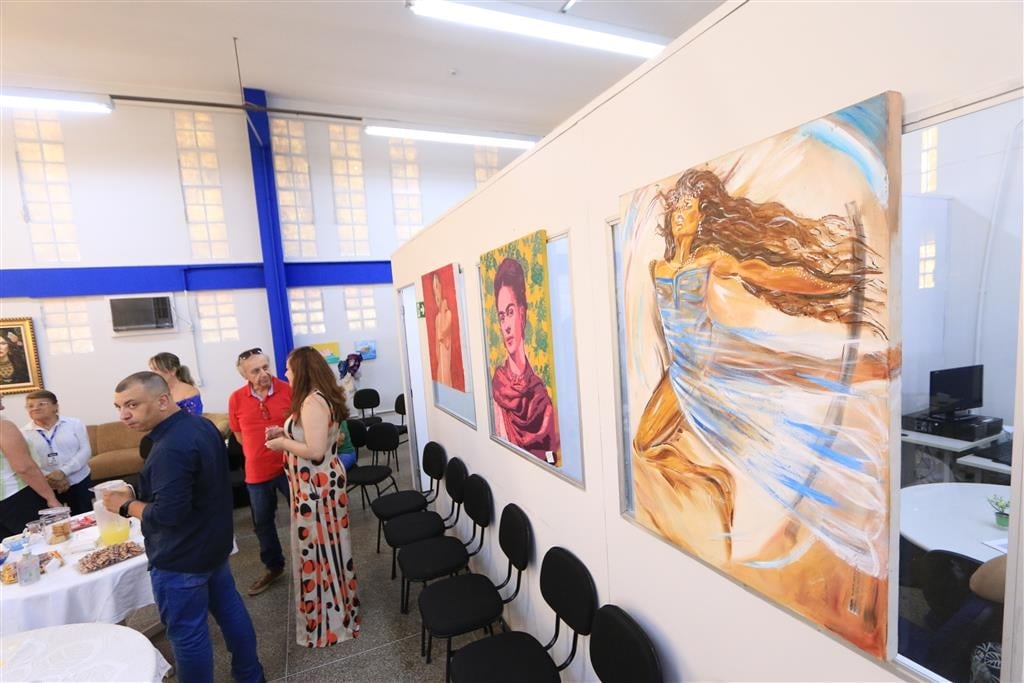 Cejusc abre exposição “A arte de ser Mulher” em parceria com Unimar