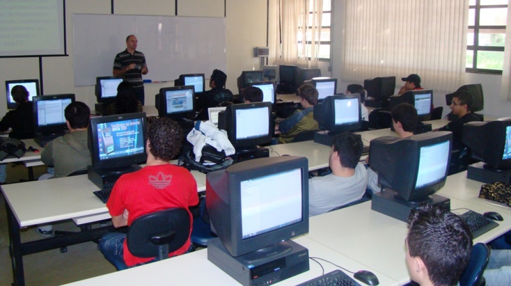 Marília cria lei de incentivo com fundo para tecnologia e busca Parque Tecnológico