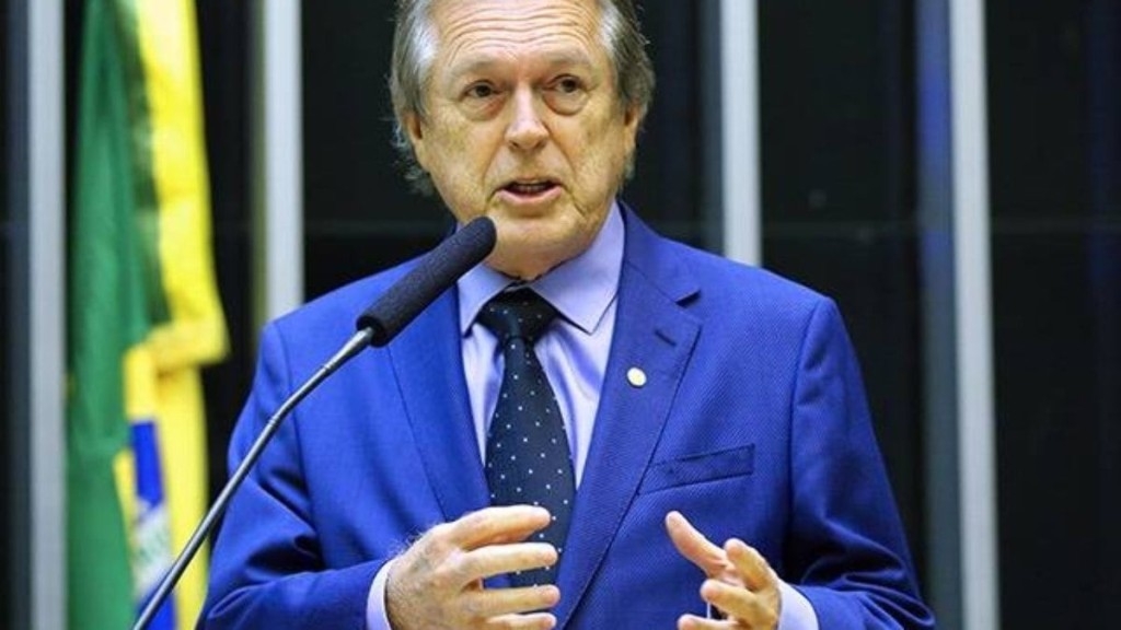 Câmara dos Deputados Deputado federal Luciano Bivar Câmara dos Deputados Deputado federal Luciano Bivar