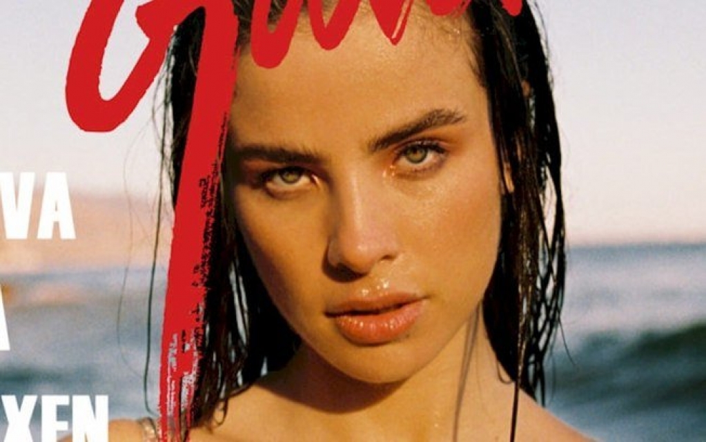 Giulia Be estampa a capa da Galore Magazine Giulia Be estampa a capa da Galore Magazine