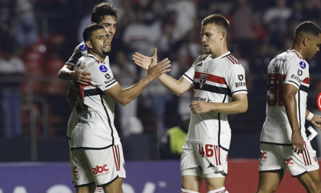 São Paulo vence o Tigre e assegura liderança do Grupo D da Sul-americana