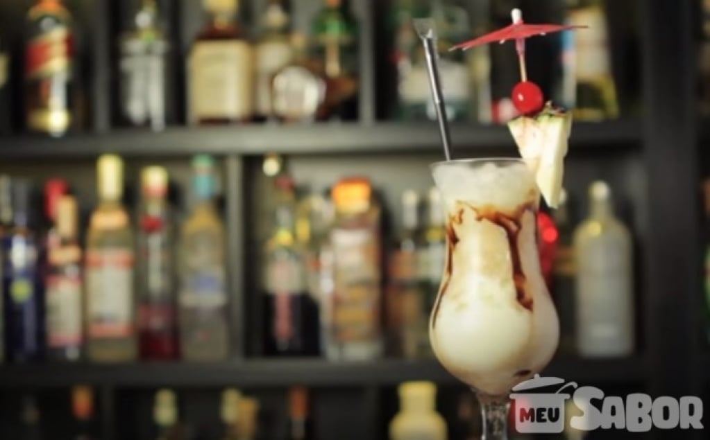 Aprenda a fazer um delicioso drink: Piña Colada