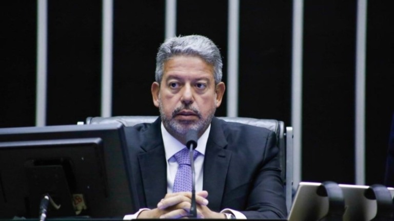 Redação GPS Arthur Lira nega tentativa de privatização de praias com PEC