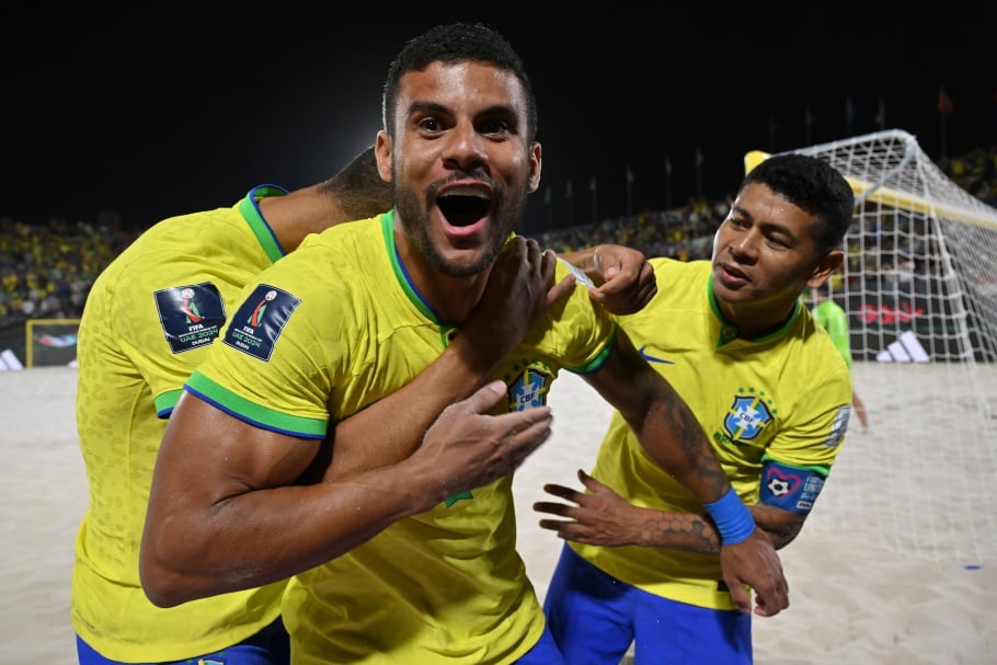 Brendo comemora o seu gol na final