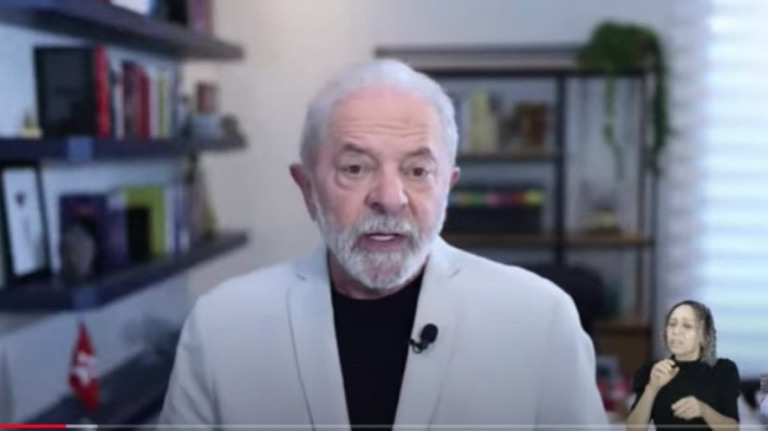 Em entrevista, Lula volta associar Bolsonaro à exploração infantil